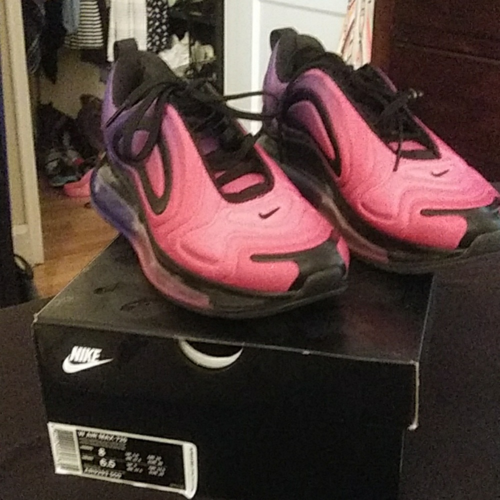 W air max 720